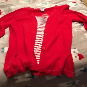 Short-sleeve sweater